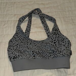 Monrow Black and Gray Patterned Sports Bra